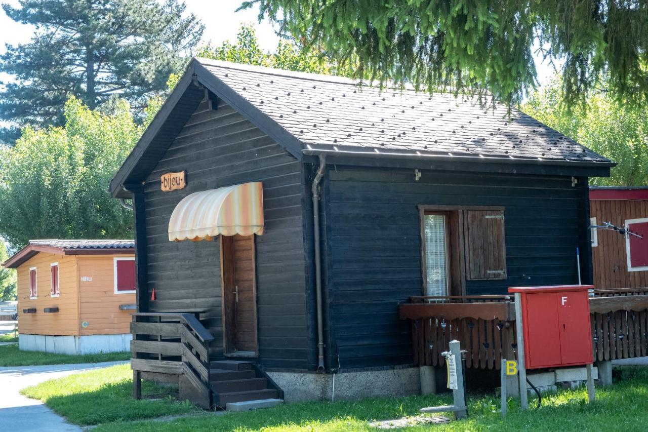 Camping/ Thermalbad Brigerbad Mit Bed & Breakfast Exterior photo