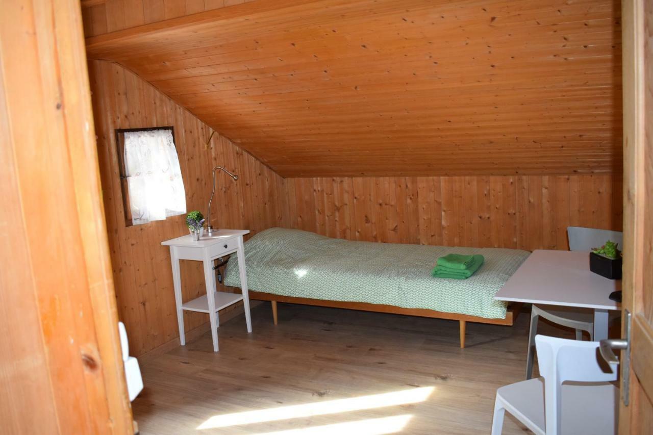 Camping/ Thermalbad Brigerbad Mit Bed & Breakfast Exterior photo